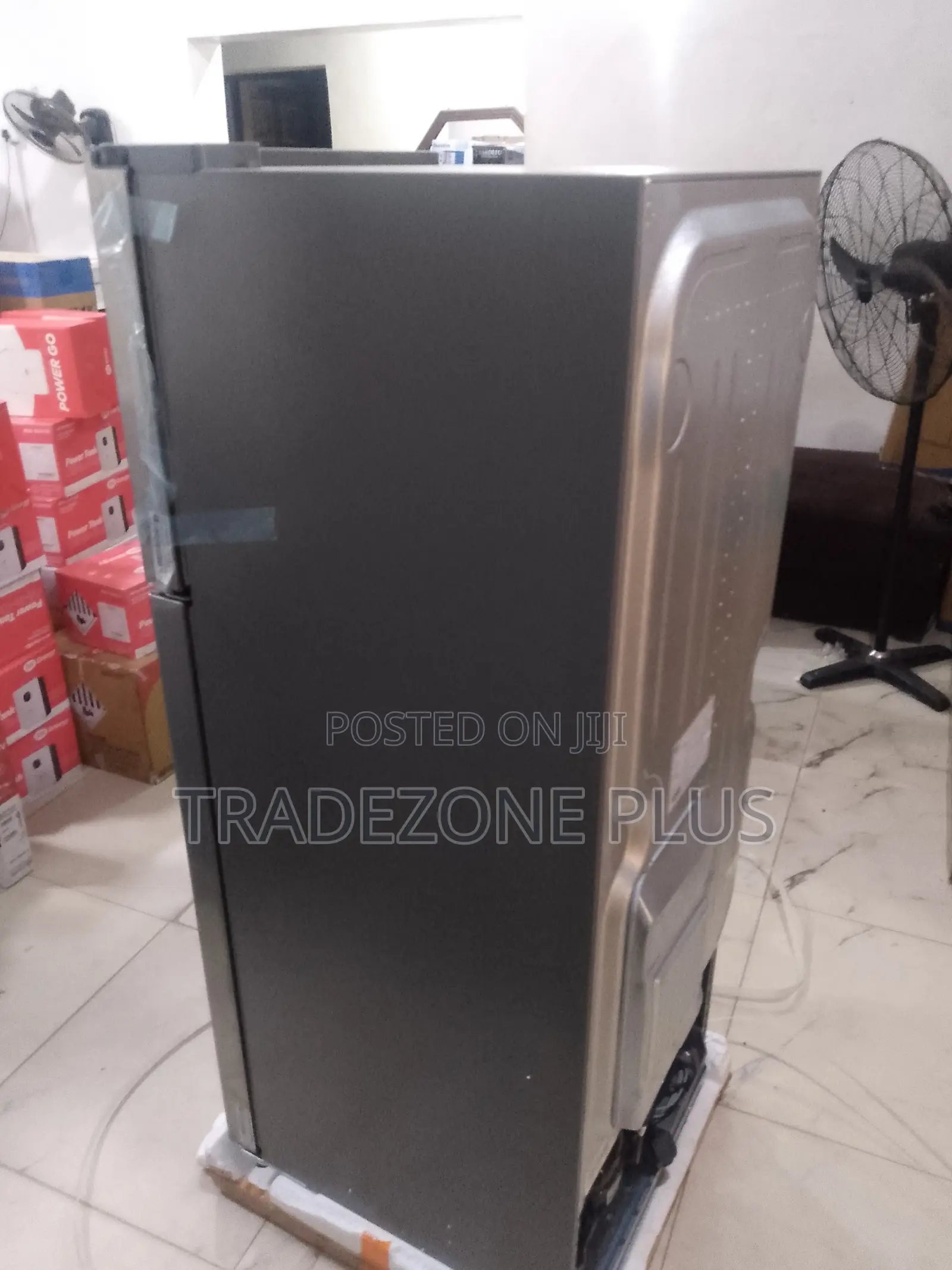 Get LG 260L Double Door Refrigerator With Inverter Technology
