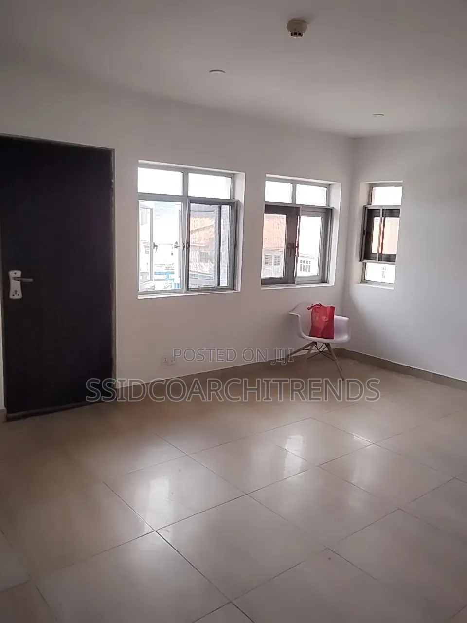 4bdrm Duplex in Call To Access, Ologolo for rent