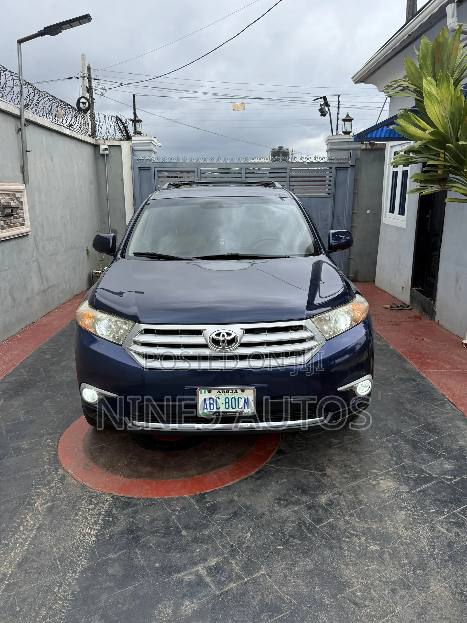 Toyota Highlander Limited 2011 Blue