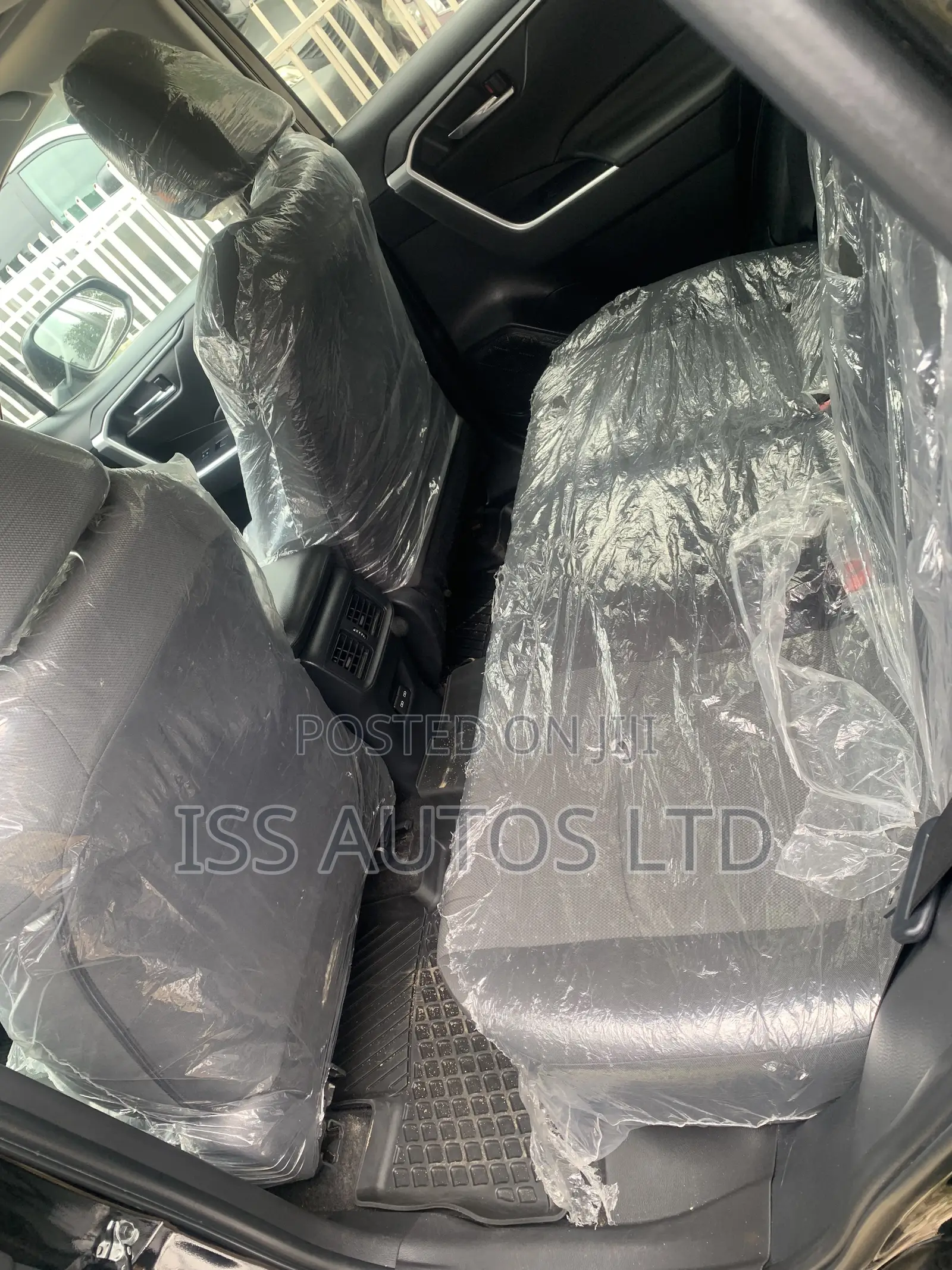 Toyota RAV4 XLE Premium 2022 Black
