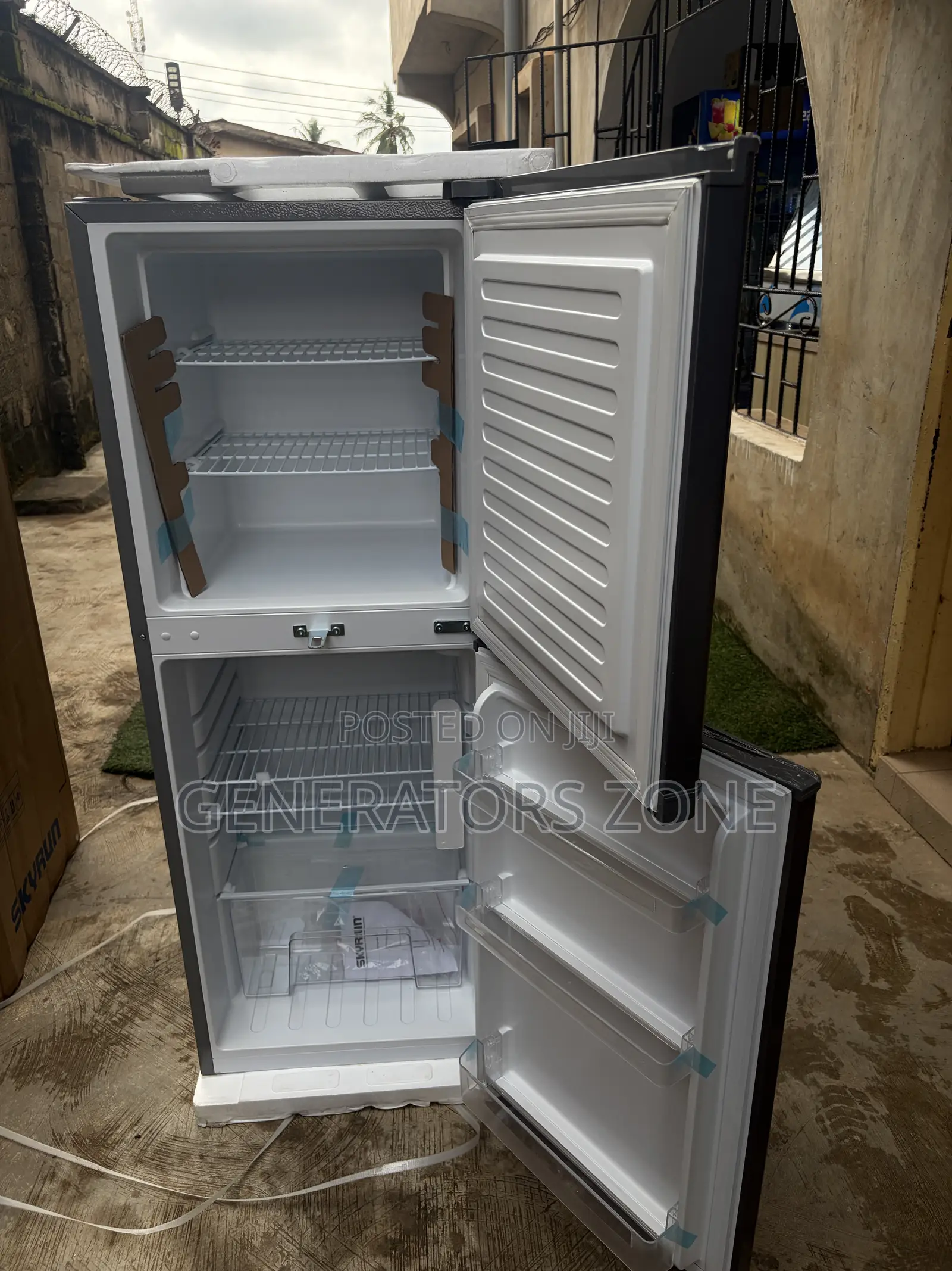 Skyrun 195L Double Door Refrigerator for Long-Term Food Storage