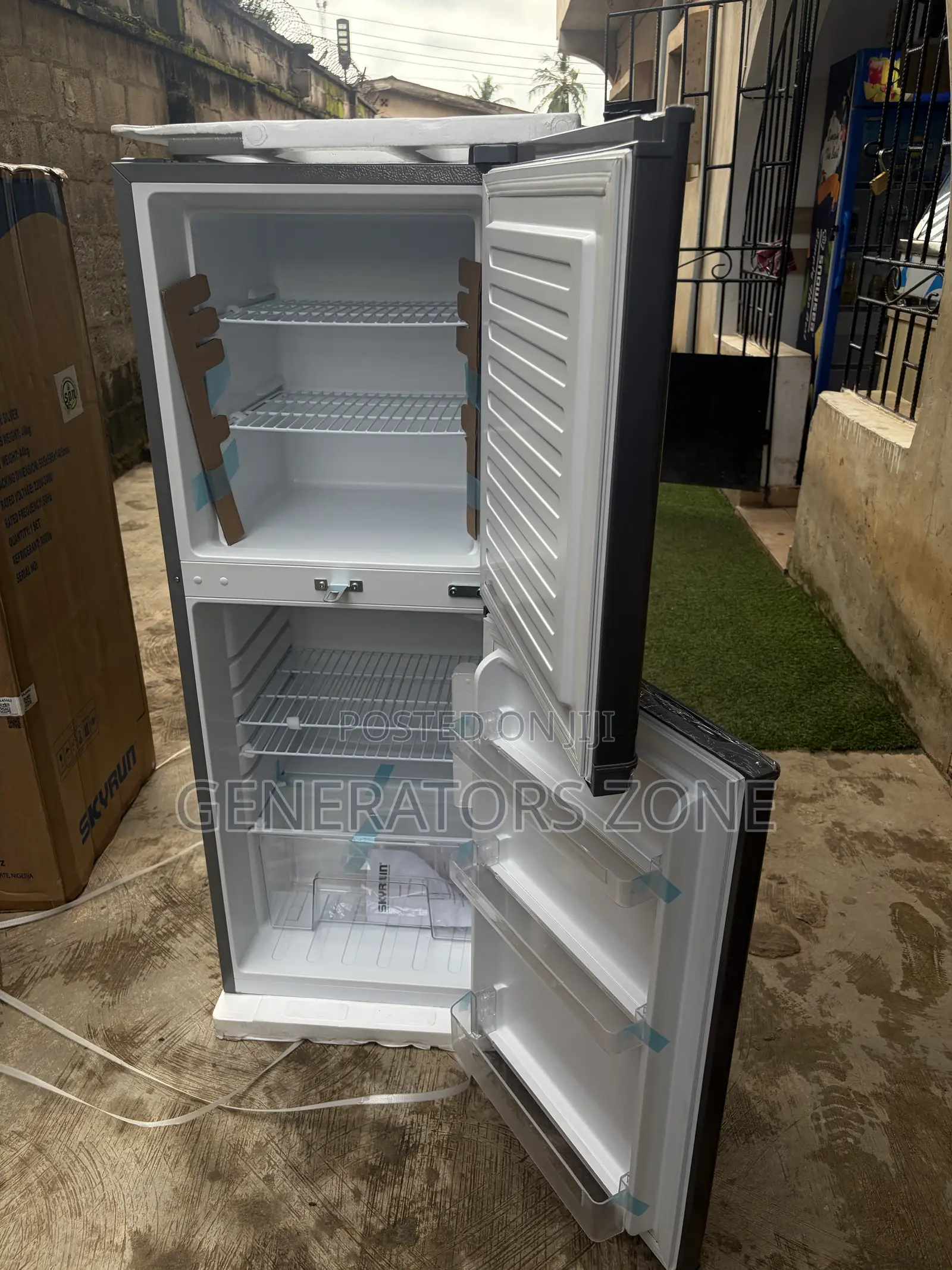 Skyrun BCD-195HS 195L Refrigerator for Small Businesses