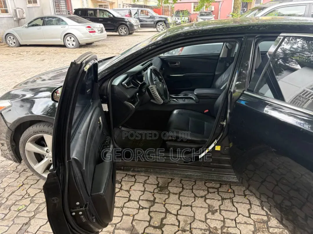 Toyota Avalon XLE Premium Sedan FWD (3.5L 6cyl 6A) 2013 Black
