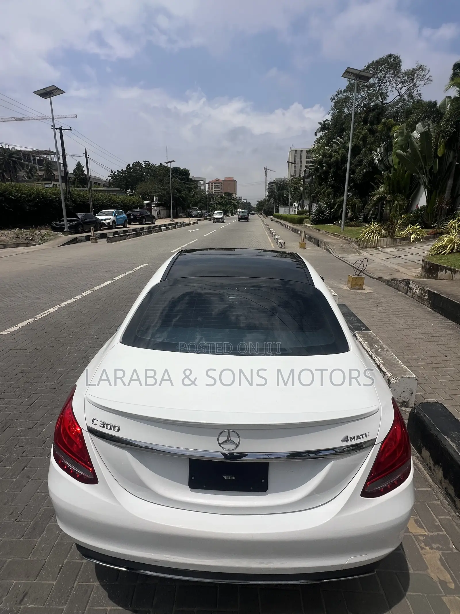 Mercedes-Benz C300 Luxury 4Matic Sedan AWD (2.0L 4cyl 7A) 2016 White