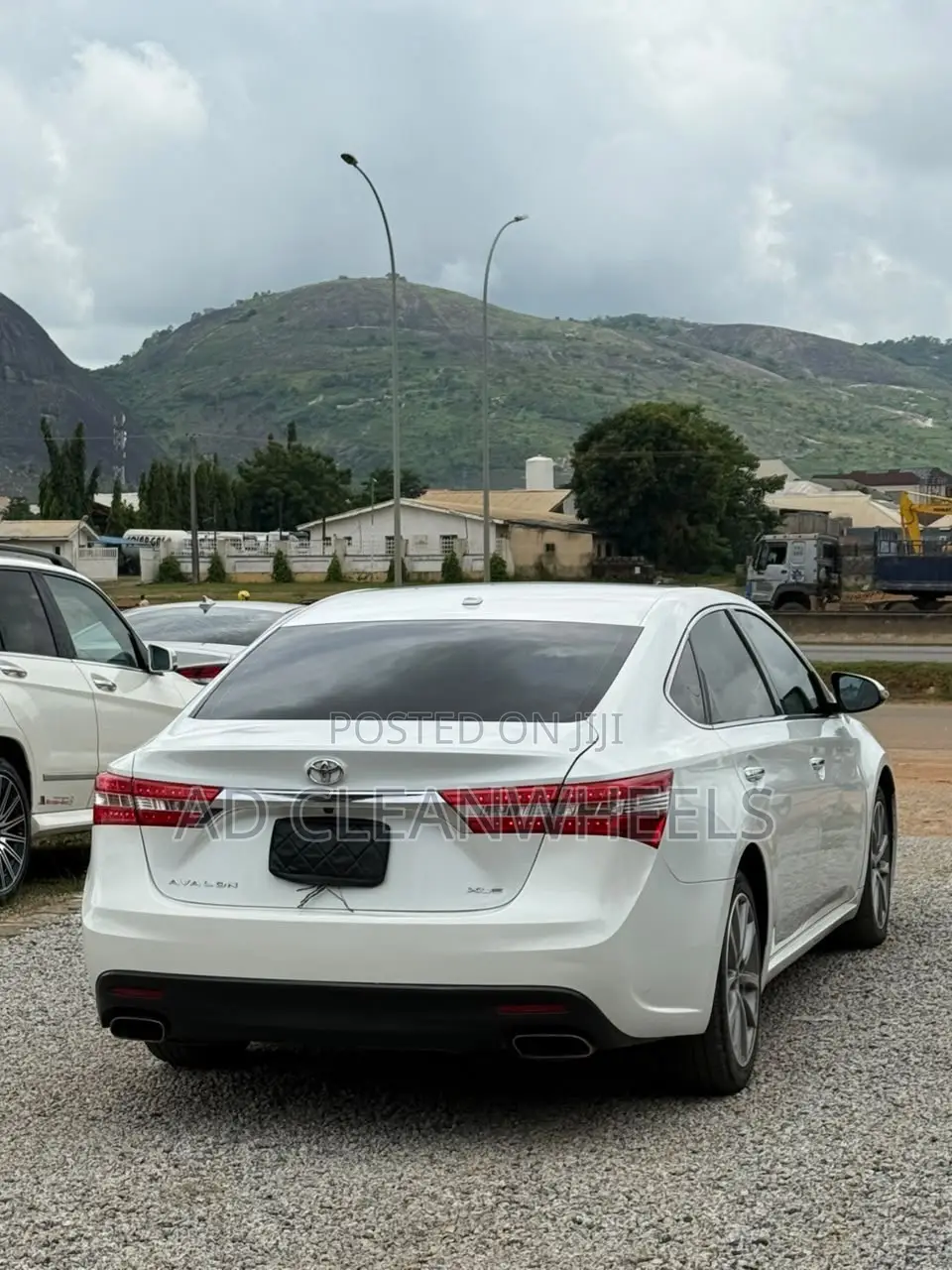 Toyota Avalon 2015 White