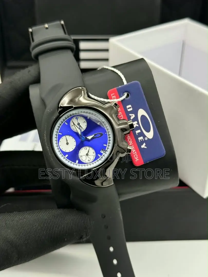 Quality Luxury Oakley Chronograph-Style Watch With Black Rubber Strap