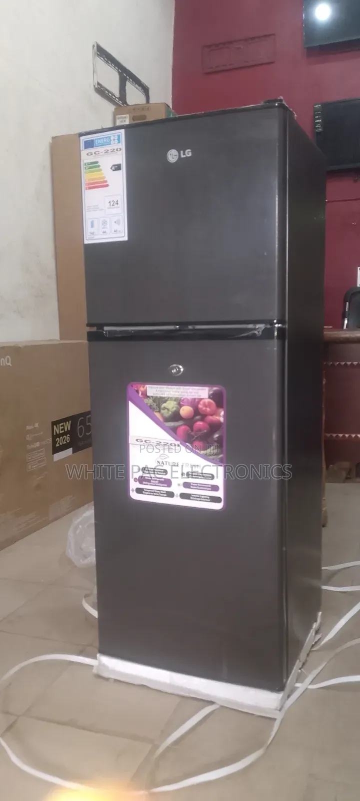 Brand New LG Double Door 195Litre ( Freezer >> Fridge ) 2 Yrs