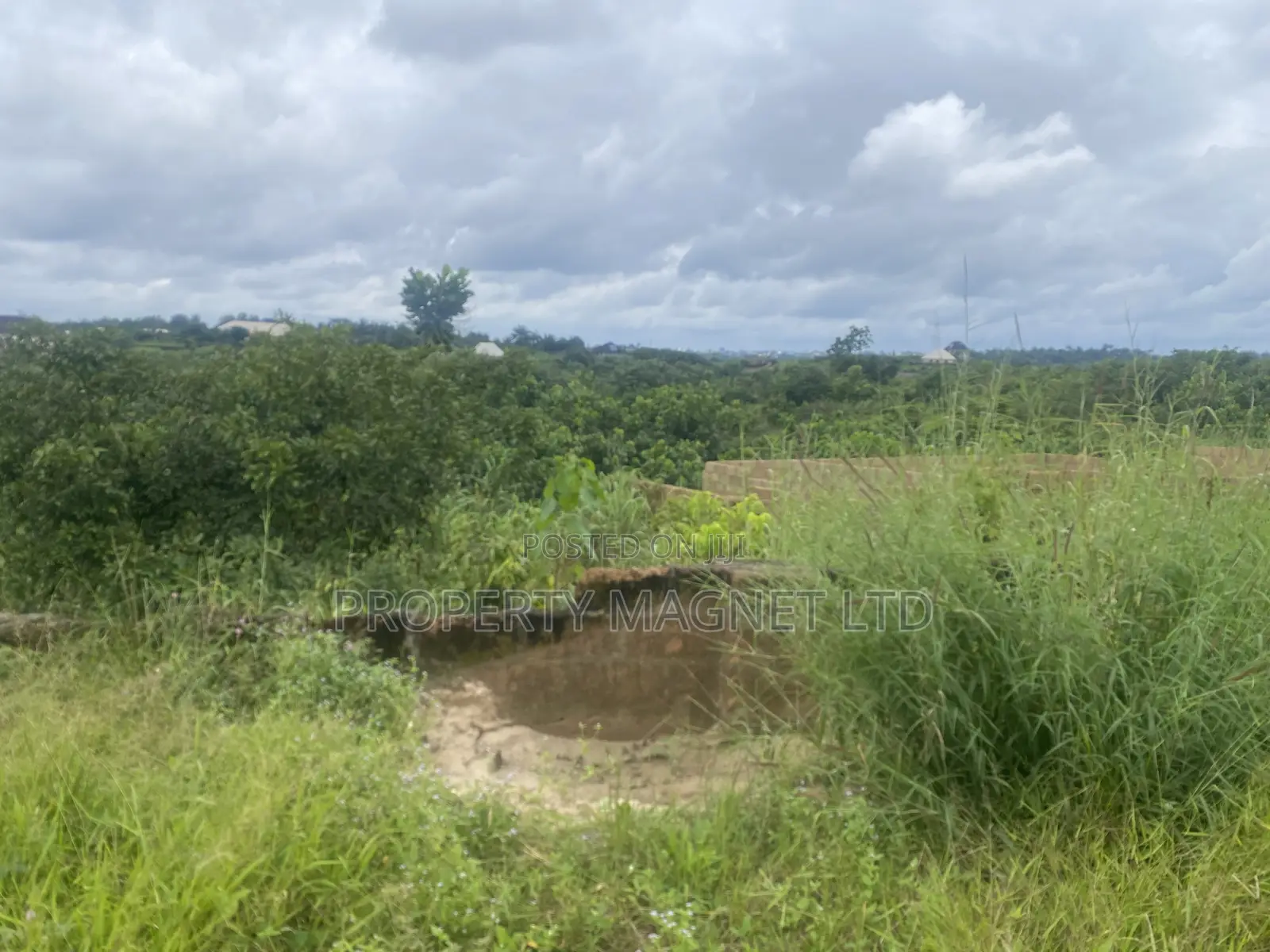 Distress 1 Plot for Sale at Bishop Newdo Estate