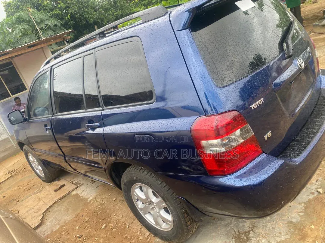Toyota Highlander 2005 Blue