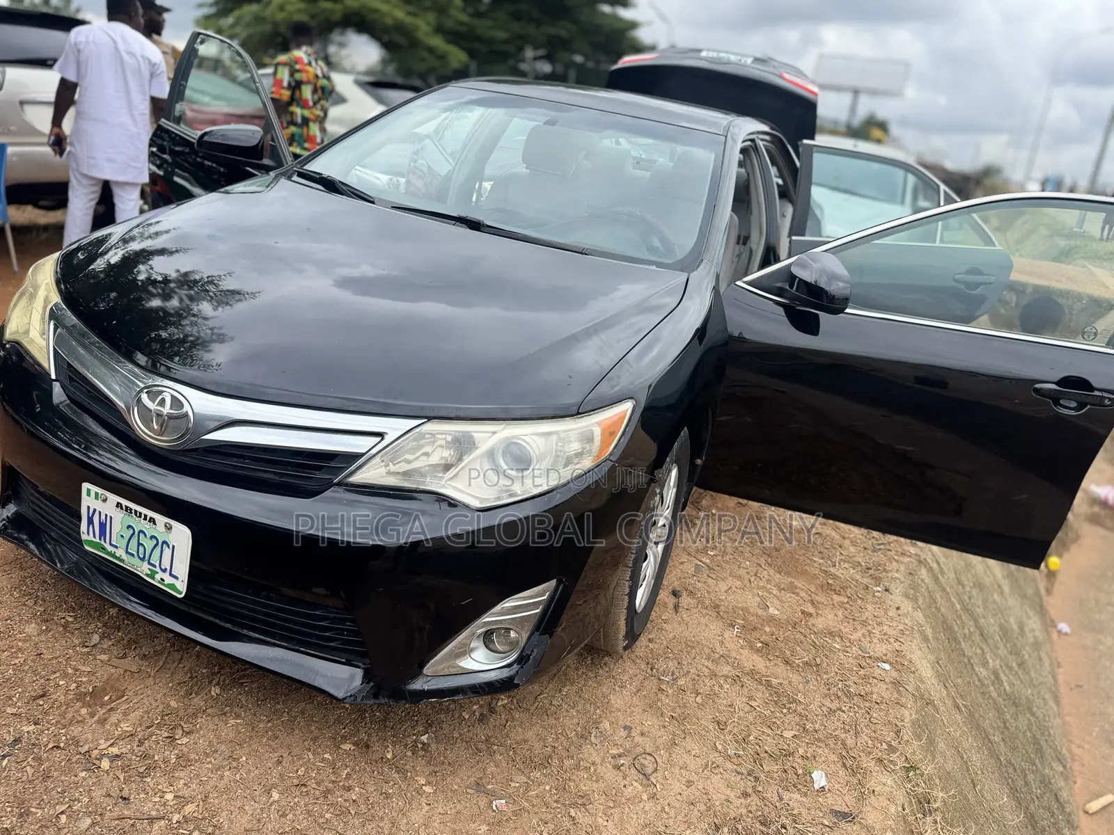 Toyota Camry LE 4dr Sedan (2.5L 4cyl 6A) 2014 Black