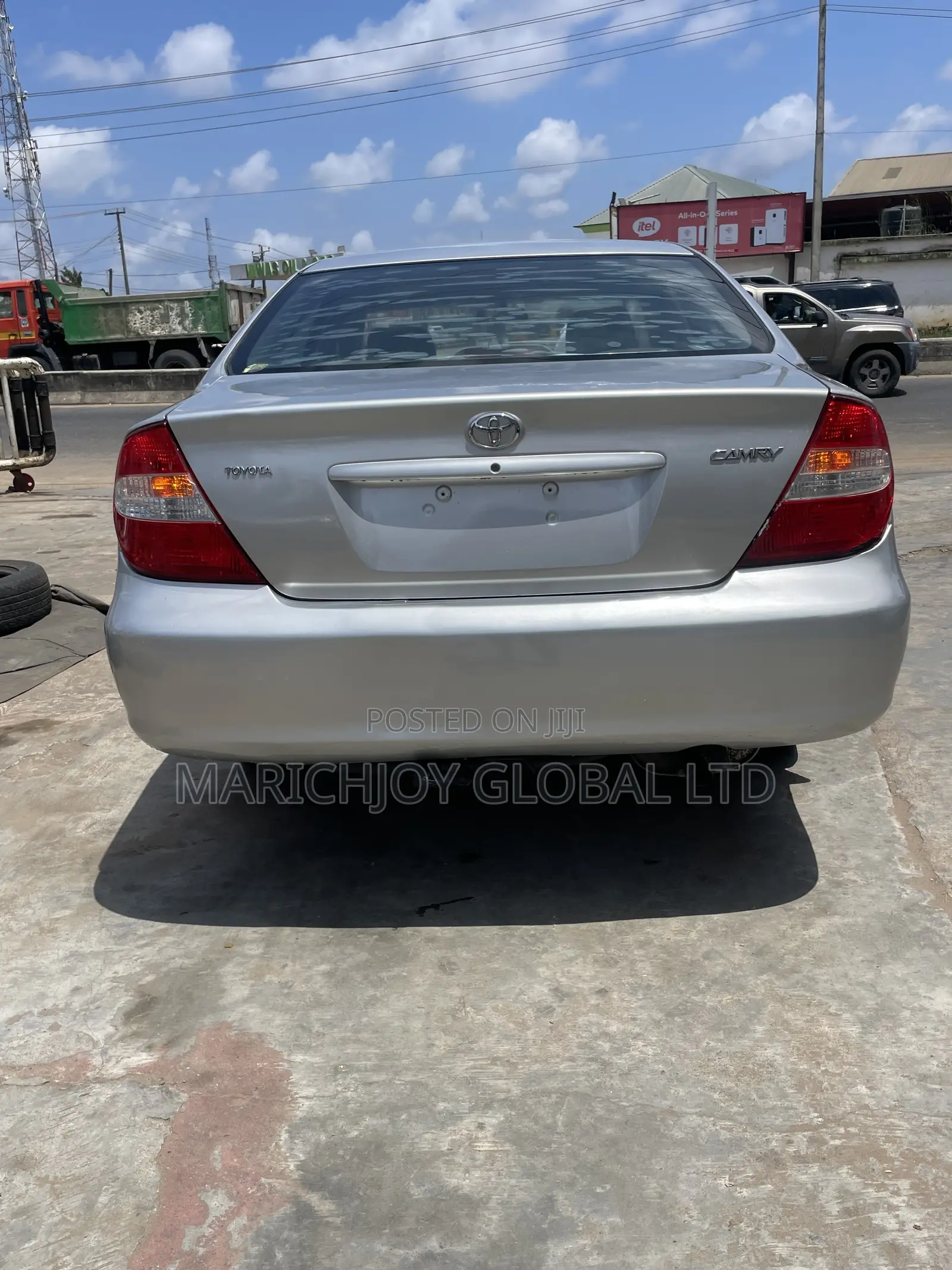 Toyota Camry LE 4dr Sedan (2.4L 4cyl 4A) 2004 Silver
