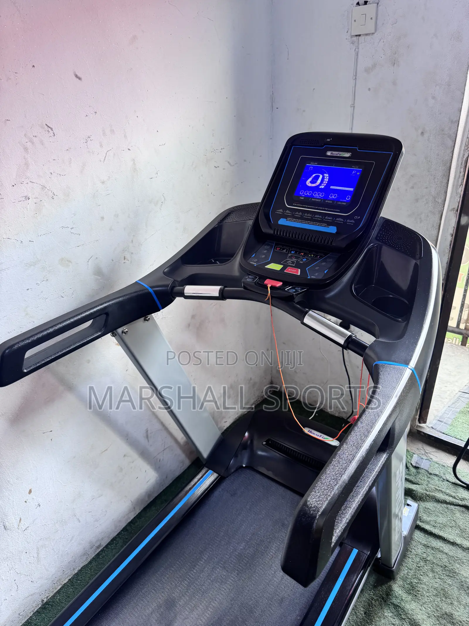 4hp Heavy Duty Treadmill With Auto Incline and Mp3