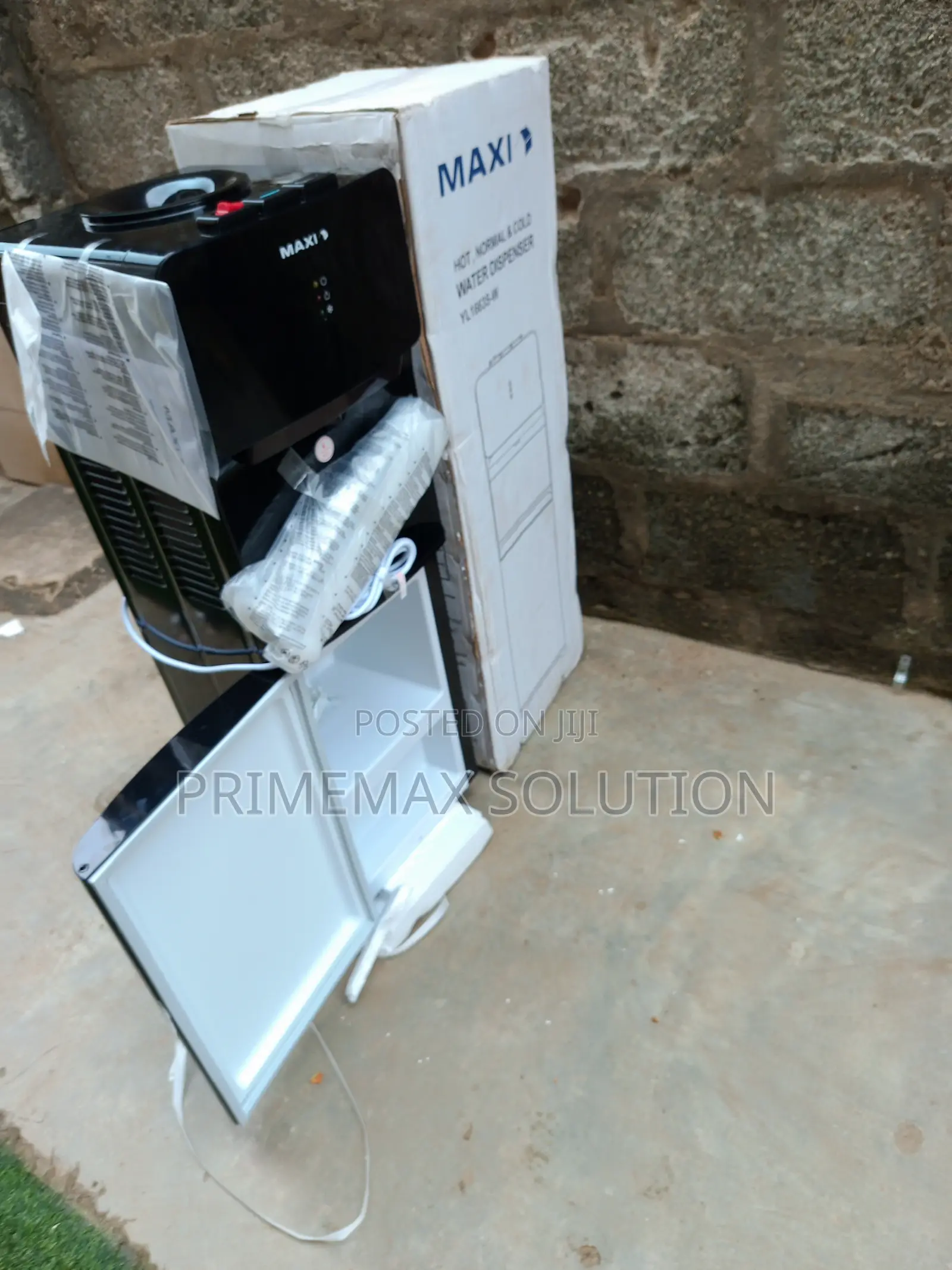Maxi 1663s-W Floor-Standing Dispenser for Busy Homes Offices