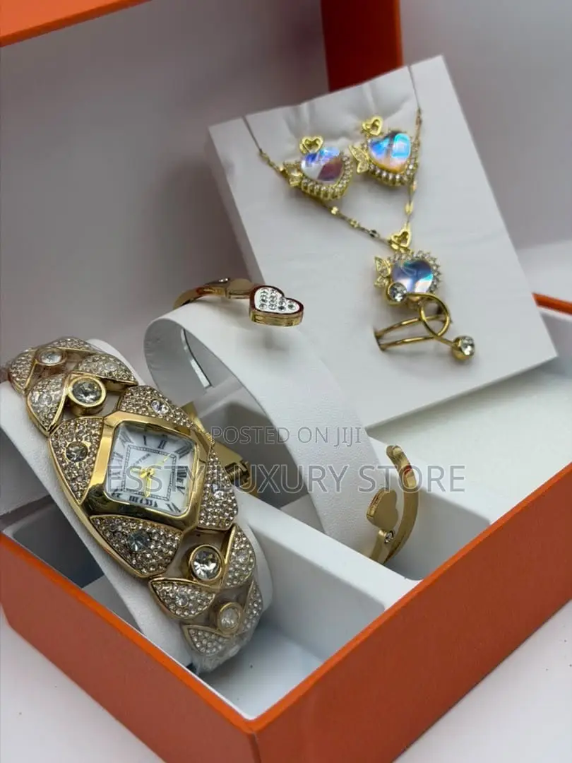 High Quality Luxury &Affordable Female Set