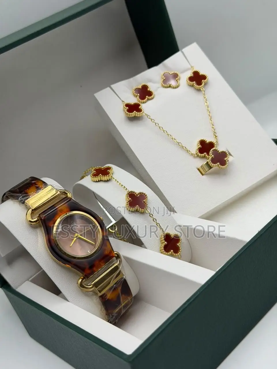 High Quality Luxury &Affordable Female Set