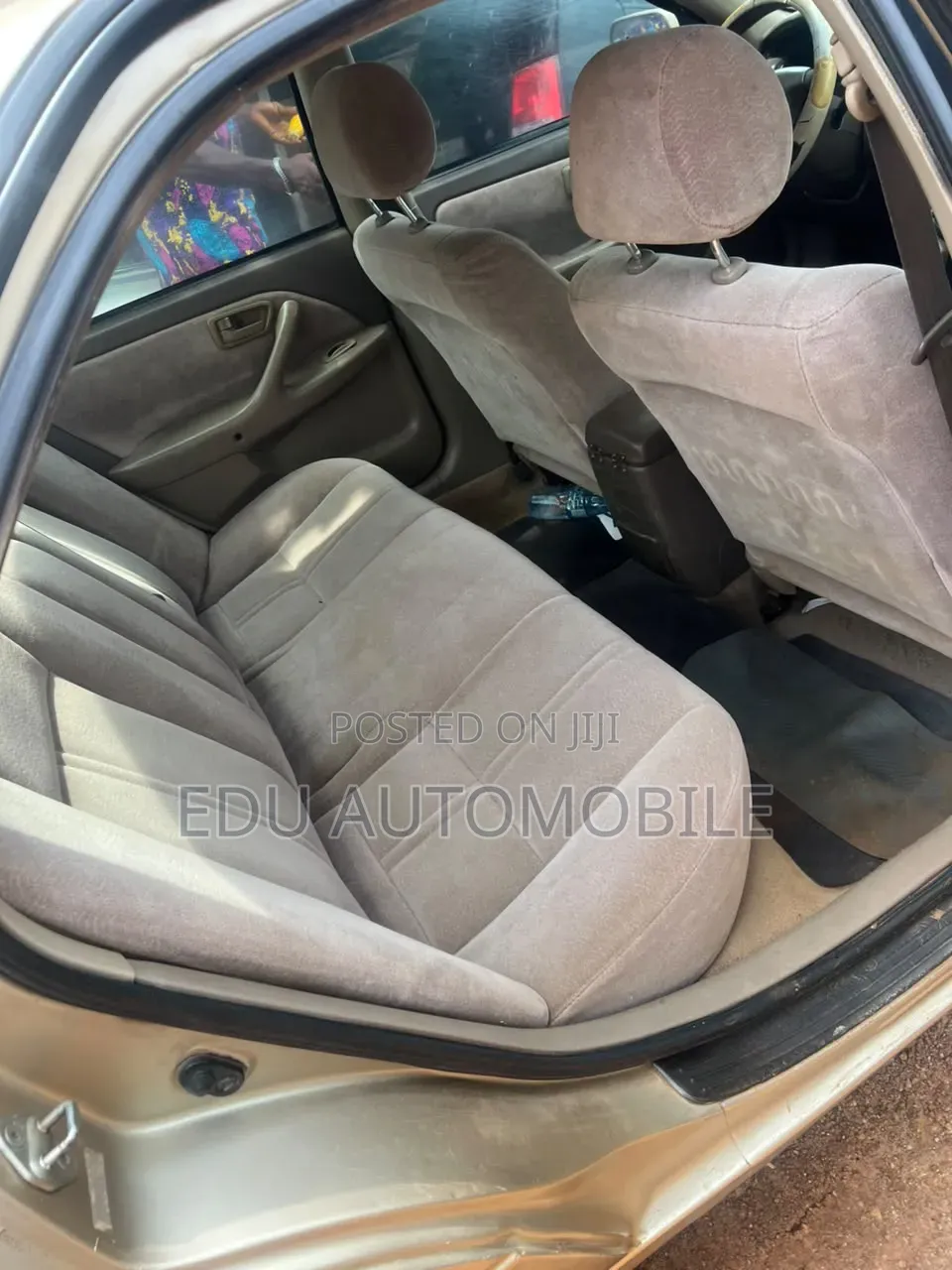 Toyota Camry 2001 Gold