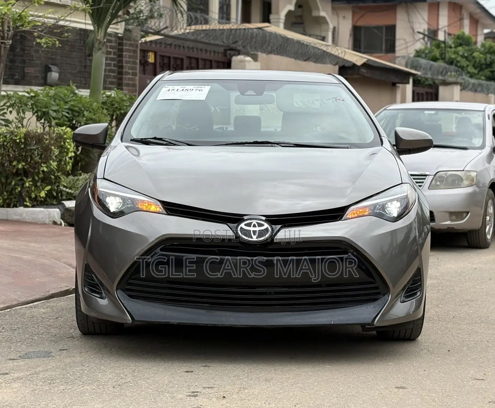 Toyota Corolla LE (1.8L 4cyl 2A) 2019 Gray
