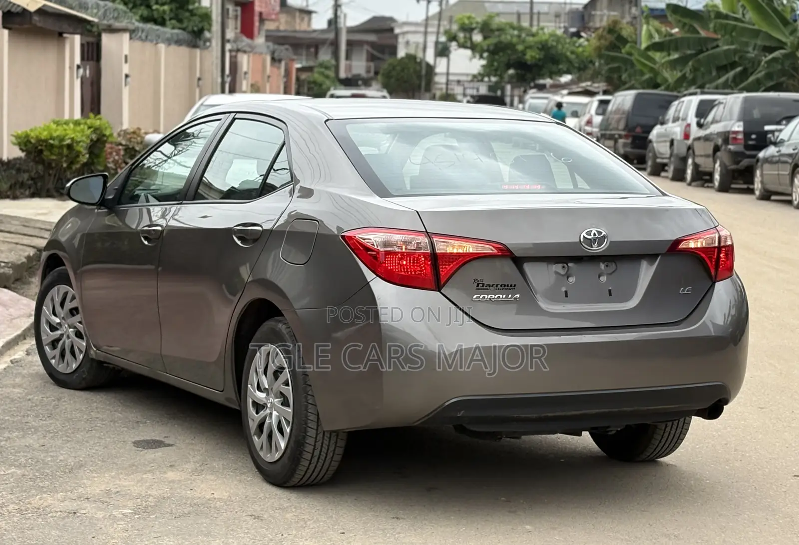 Toyota Corolla LE (1.8L 4cyl 2A) 2019 Gray