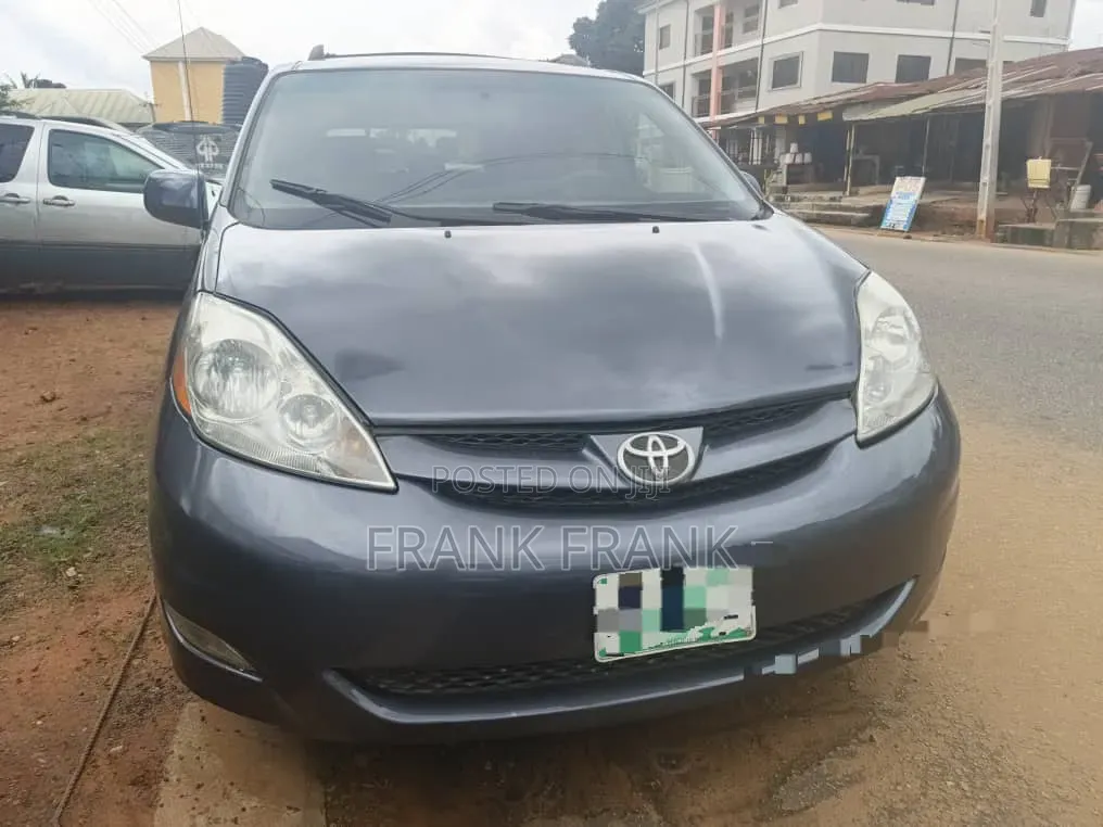 Toyota Sienna 2006 Gray