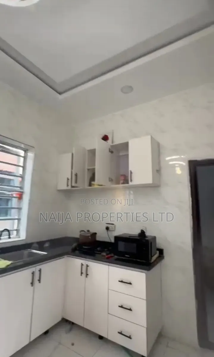 Mini Flat in Badore for rent