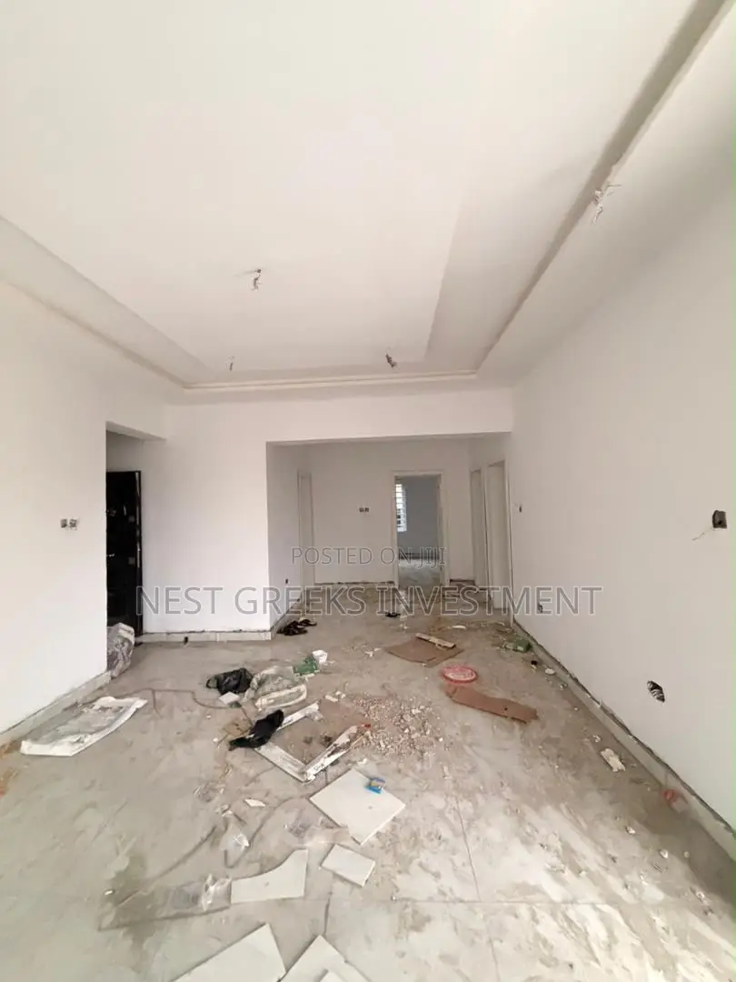 3bdrm Apartment in Opebi for sale
