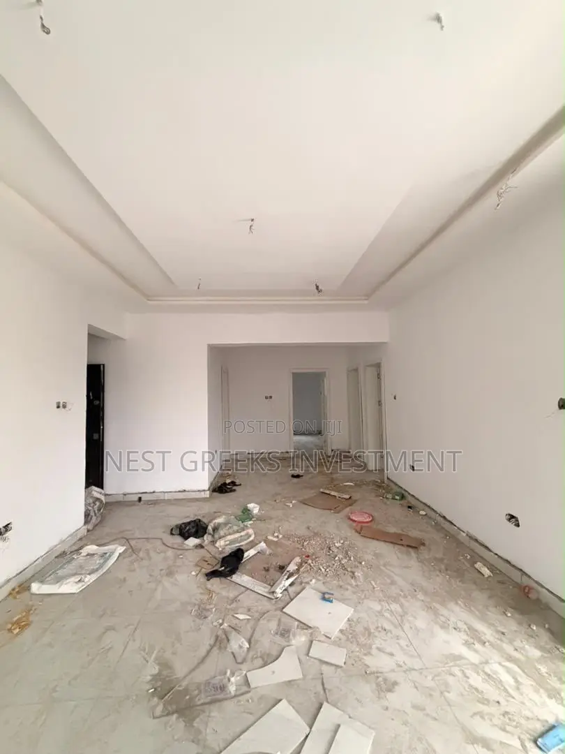 3bdrm Apartment in Opebi for sale