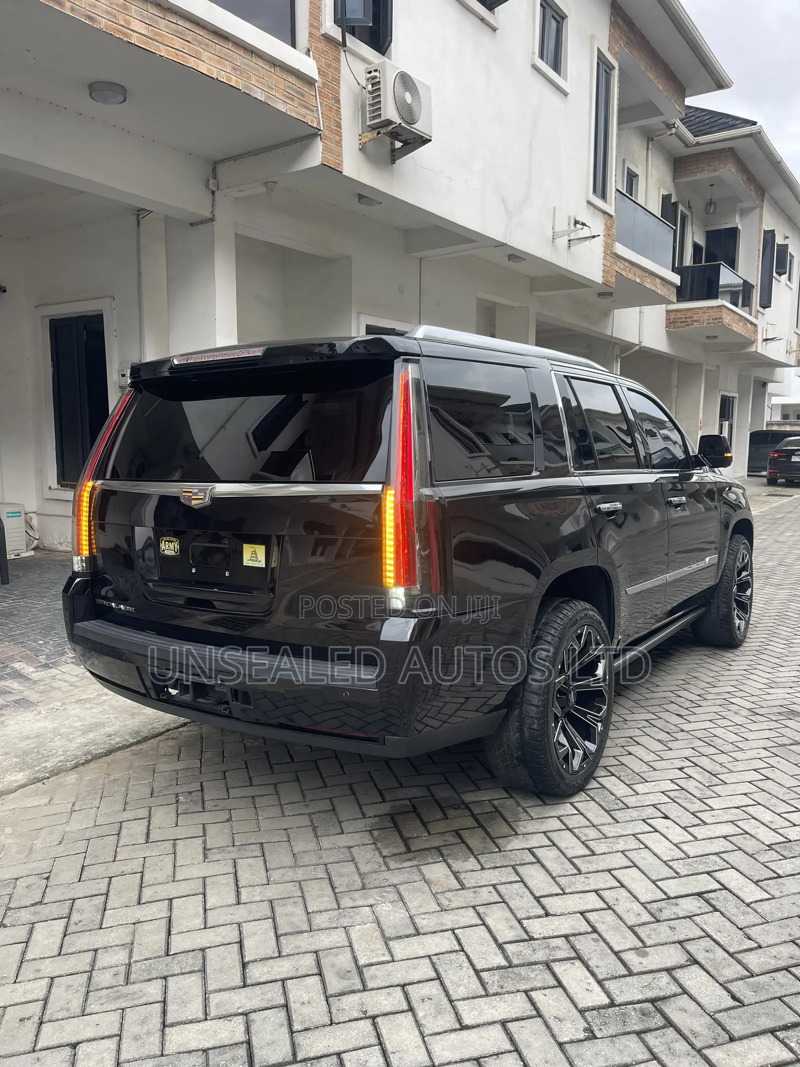 Cadillac Escalade 2015 Black