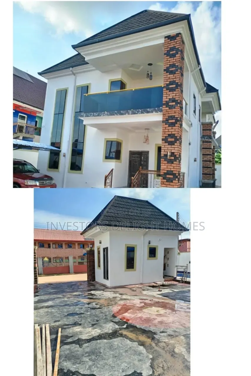 5bdrm Duplex in Oshimili North for sale