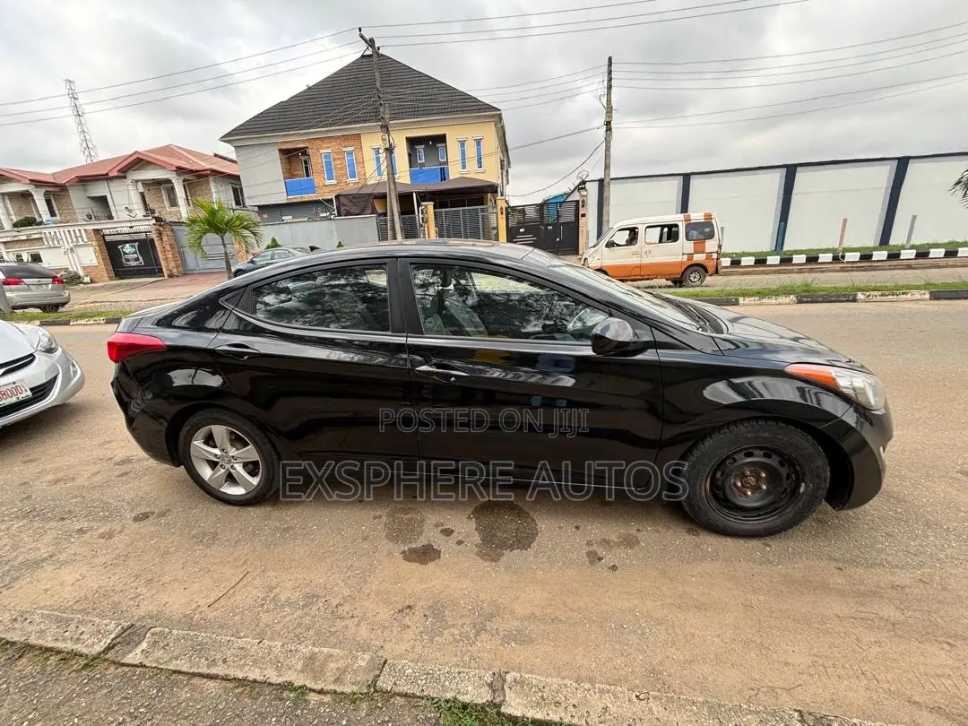 Hyundai Elantra 2011 Black