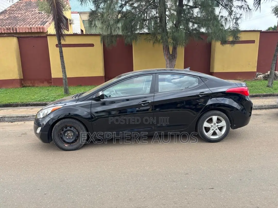 Hyundai Elantra 2011 Black