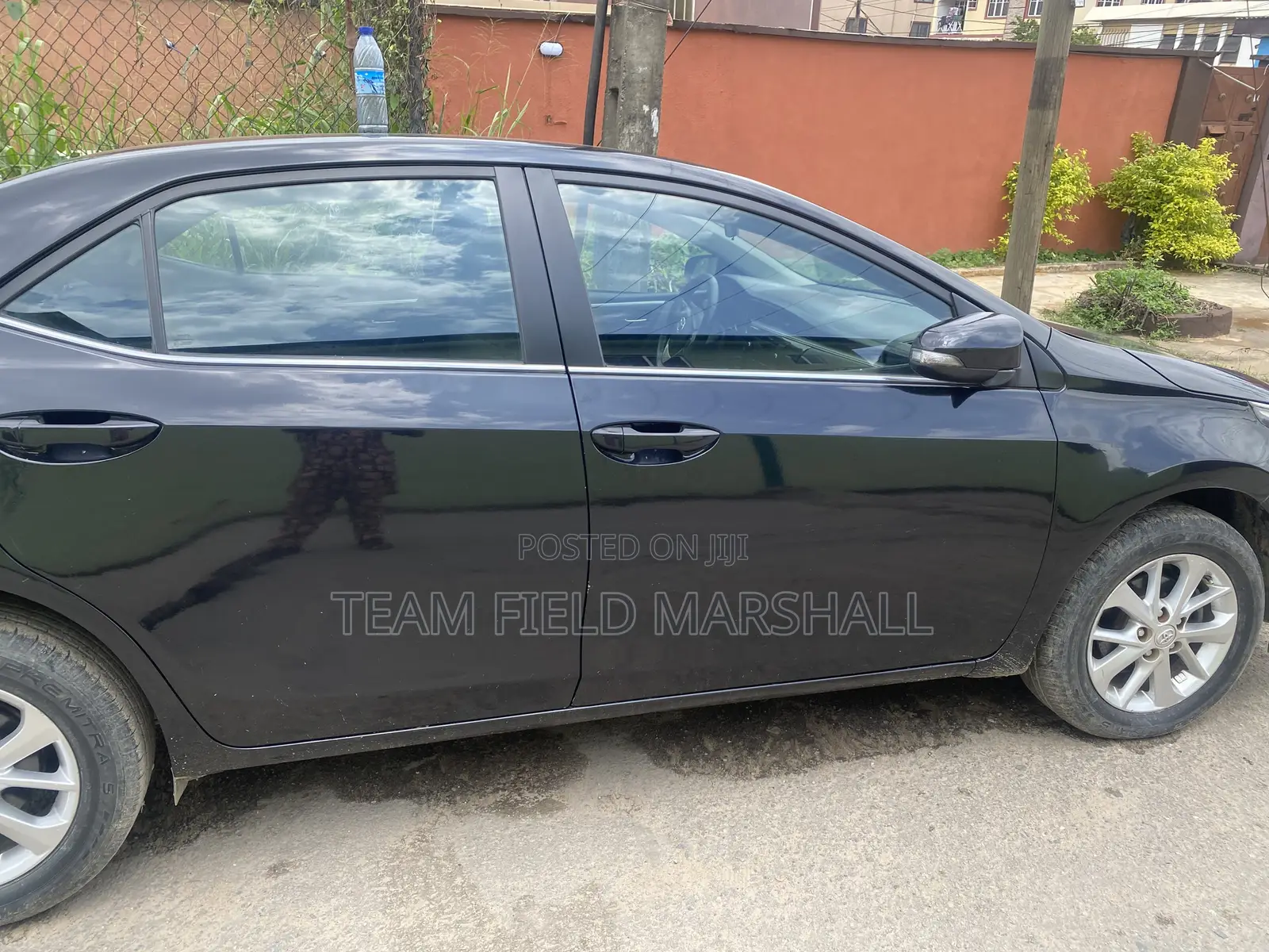 Toyota Corolla LE 4dr Sedan (1.8L 4cyl CVT) 2015 Black