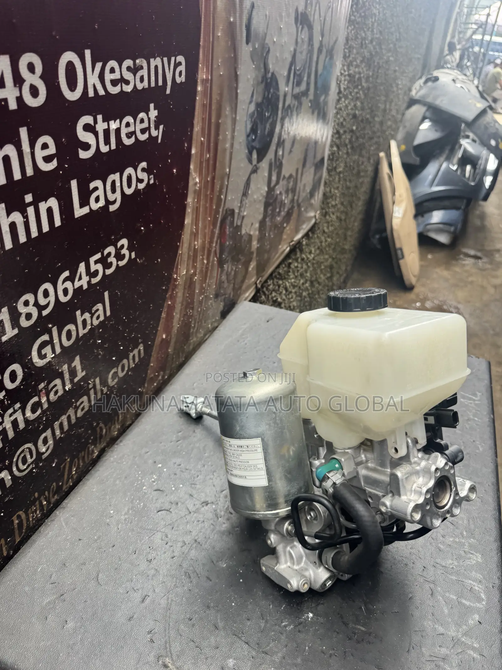 Lexus LX570 2010–2015 ABS Module Pump