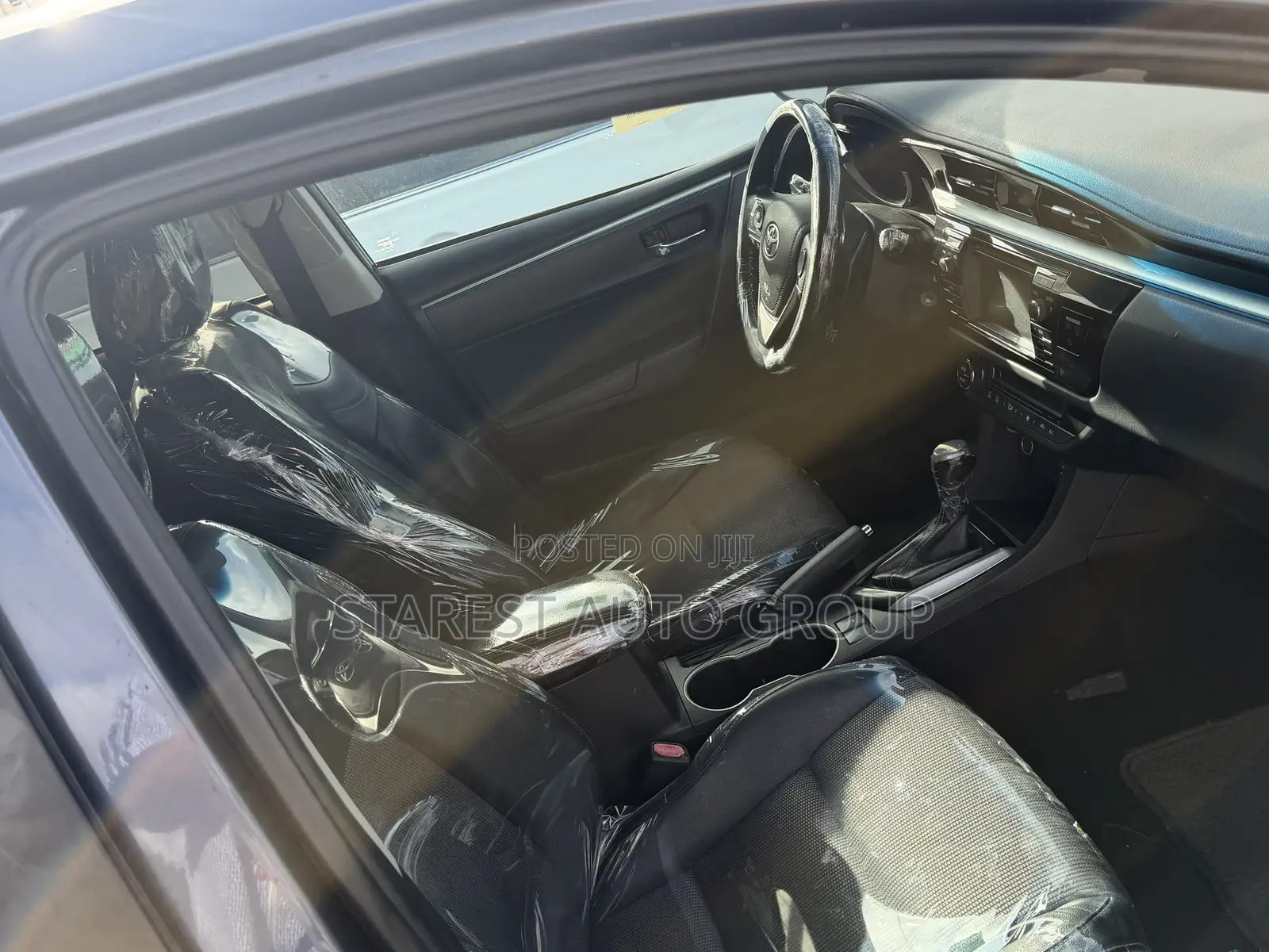 Toyota Corolla LE 4dr Sedan (1.8L 4cyl CVT) 2016 Gray