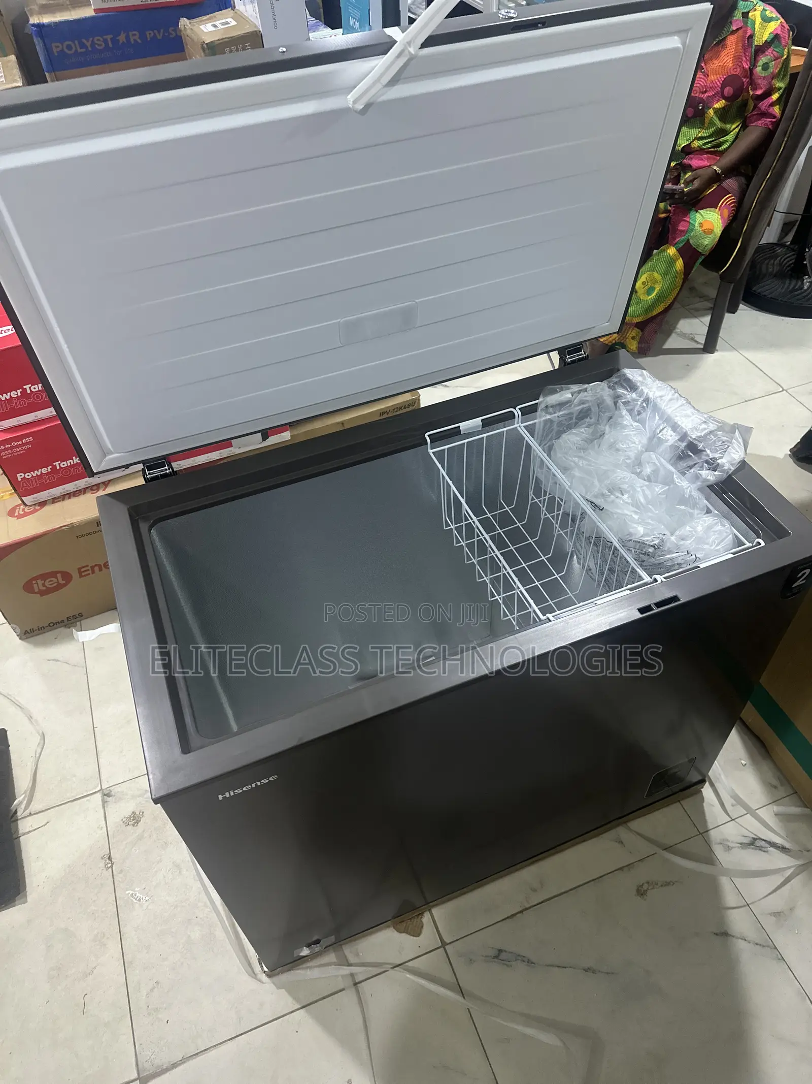 Hisense FC340SHI 250L Deep Freezer