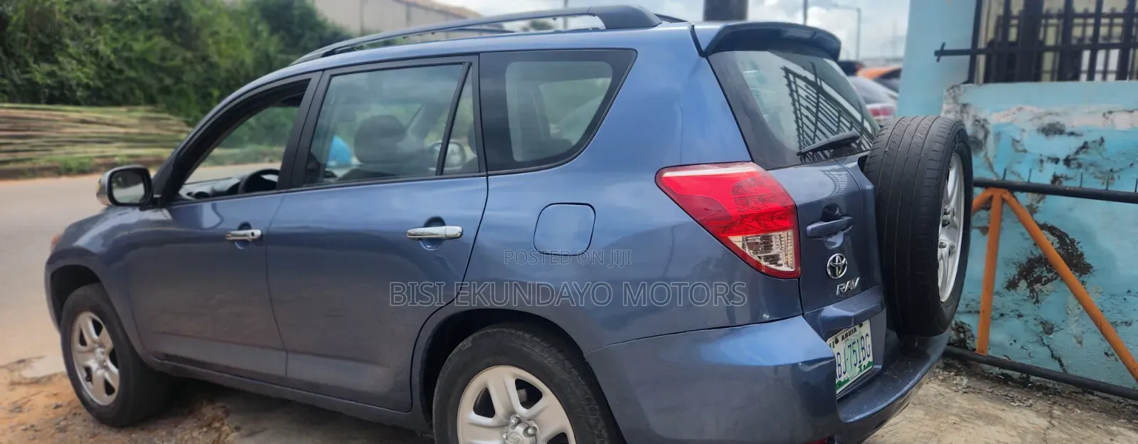 Toyota RAV4 Limited 2008 Blue