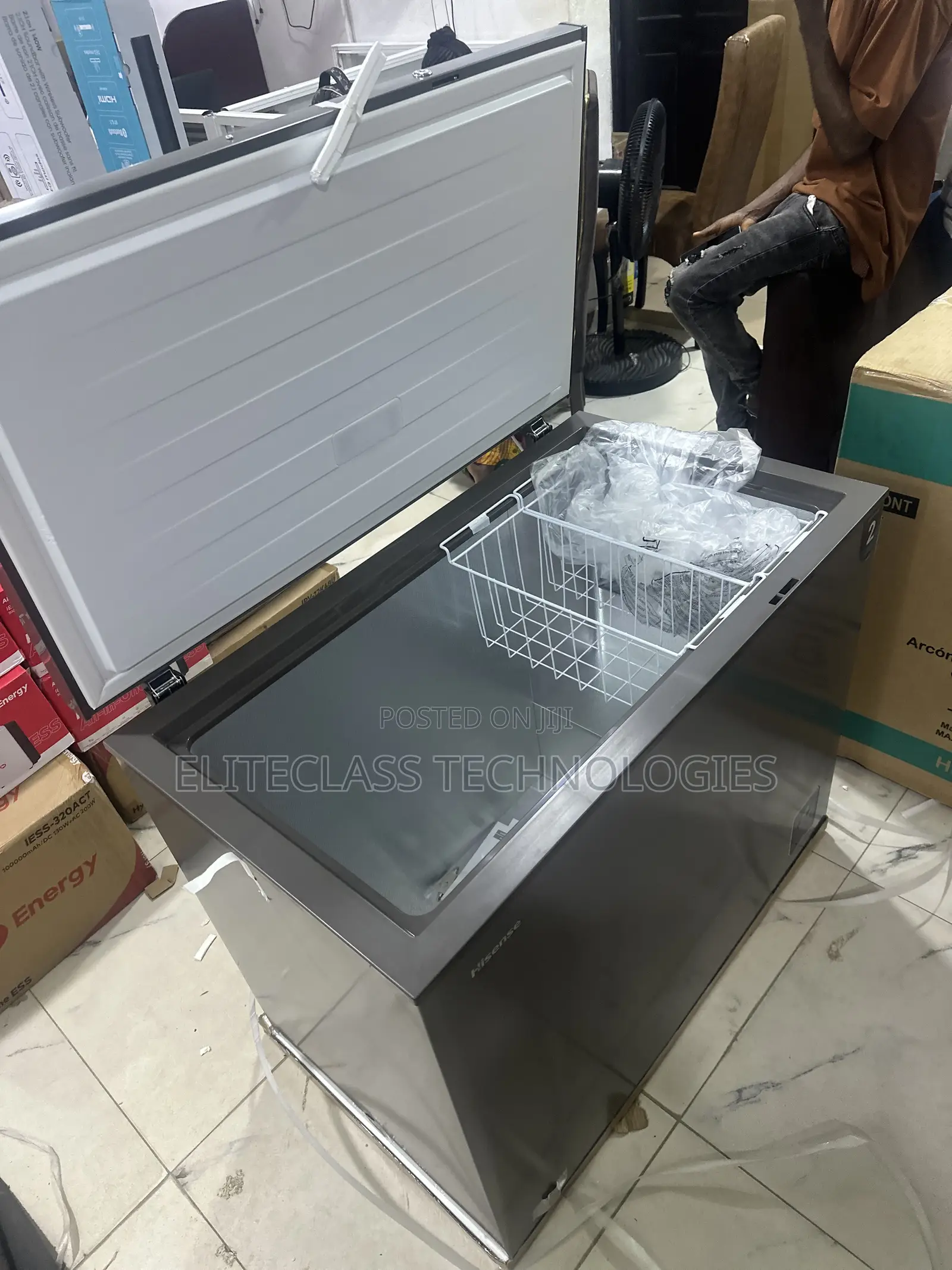 250L Hisense Inverter Deep Freezer FC340SHI