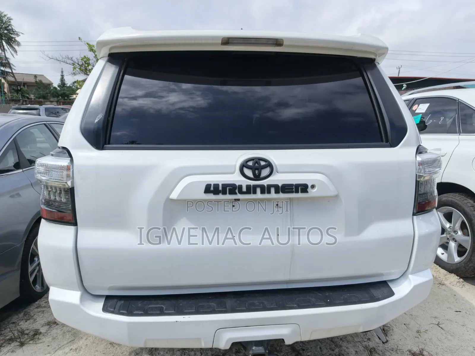 Toyota 4-Runner SR5 Premium 4dr 4x2 (4.0L 6cyl 5A) 2016 White