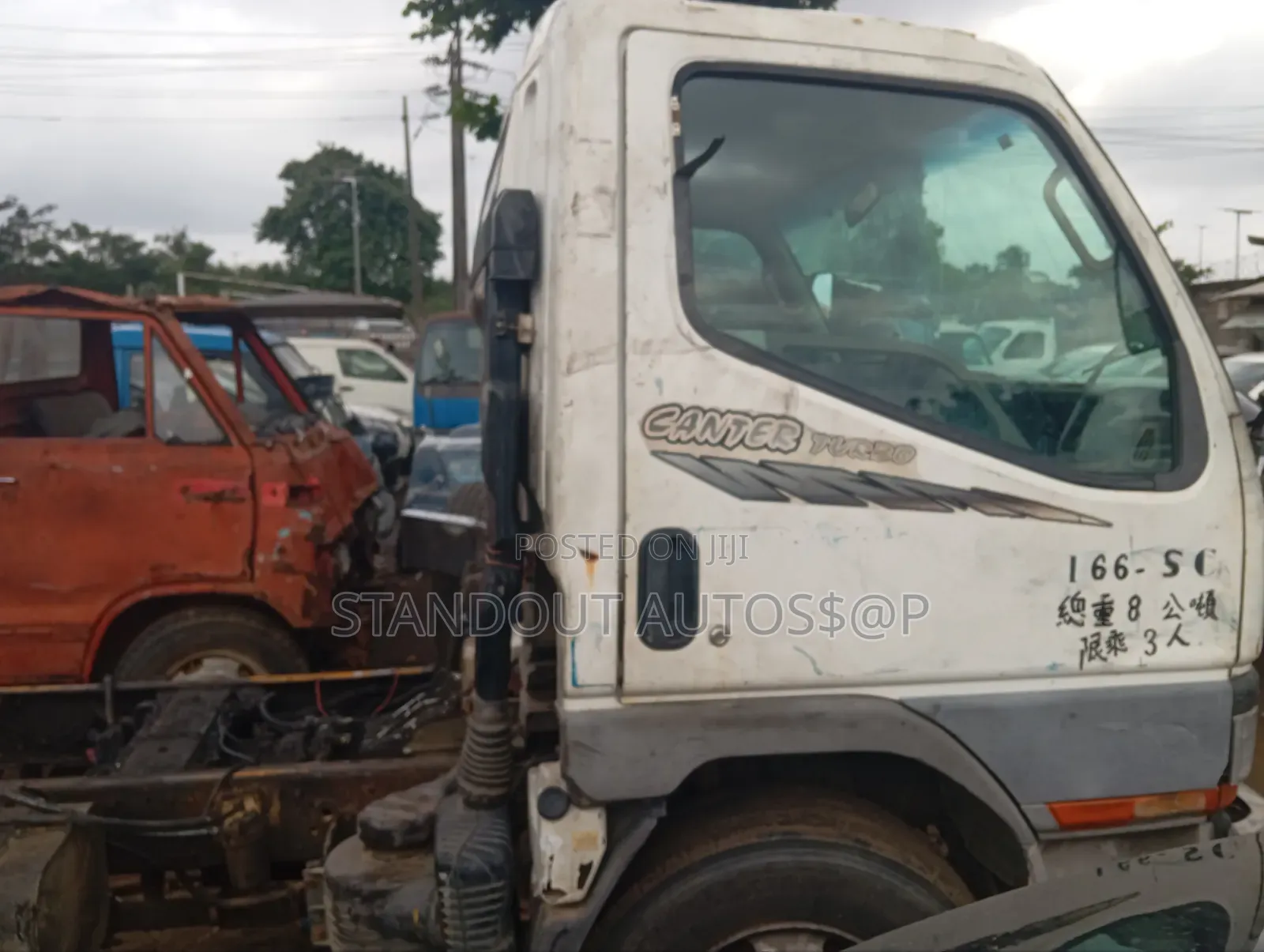Mitsubishi Canter Long Chassis