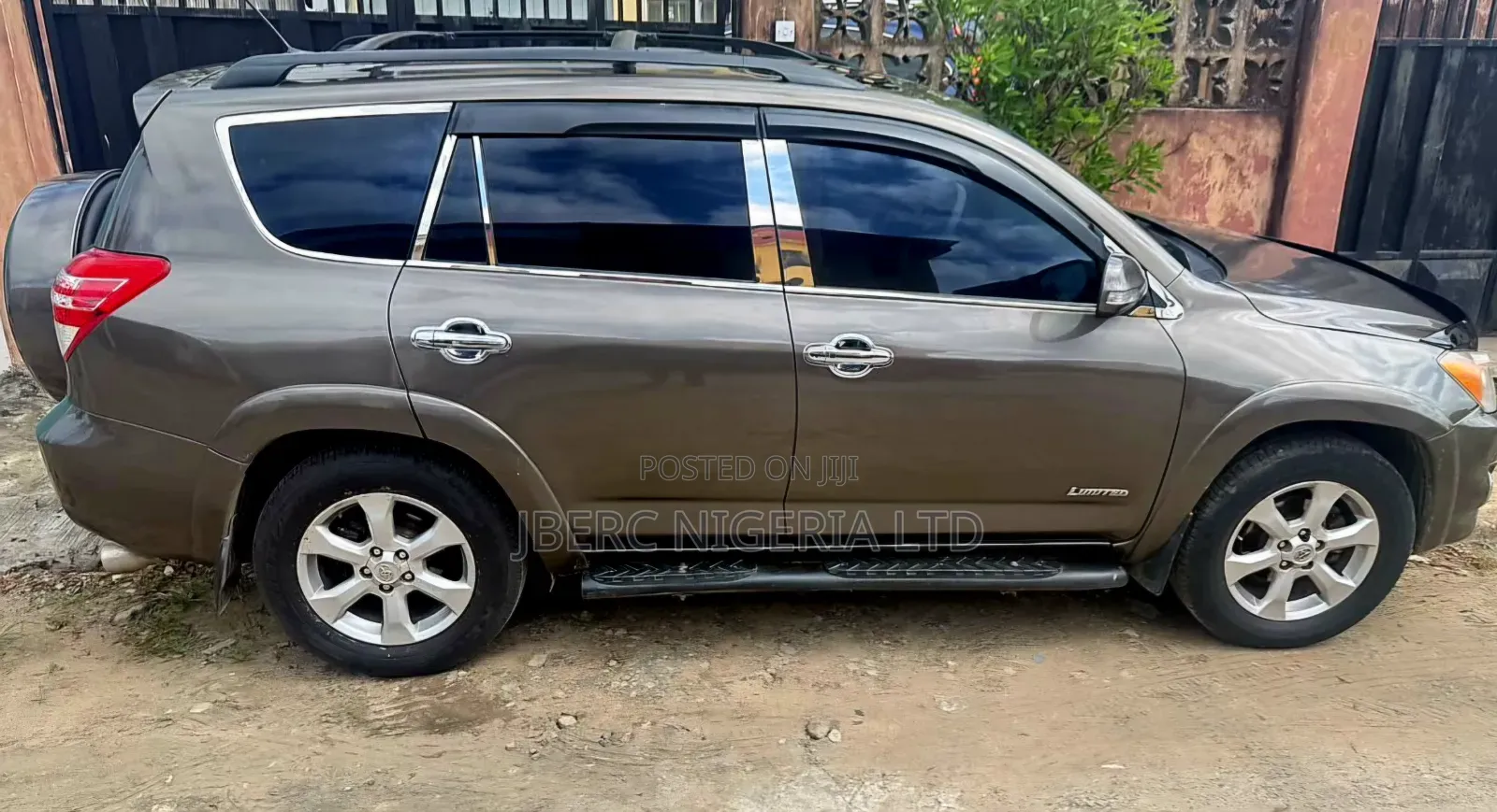 Toyota RAV4 2012 Gray