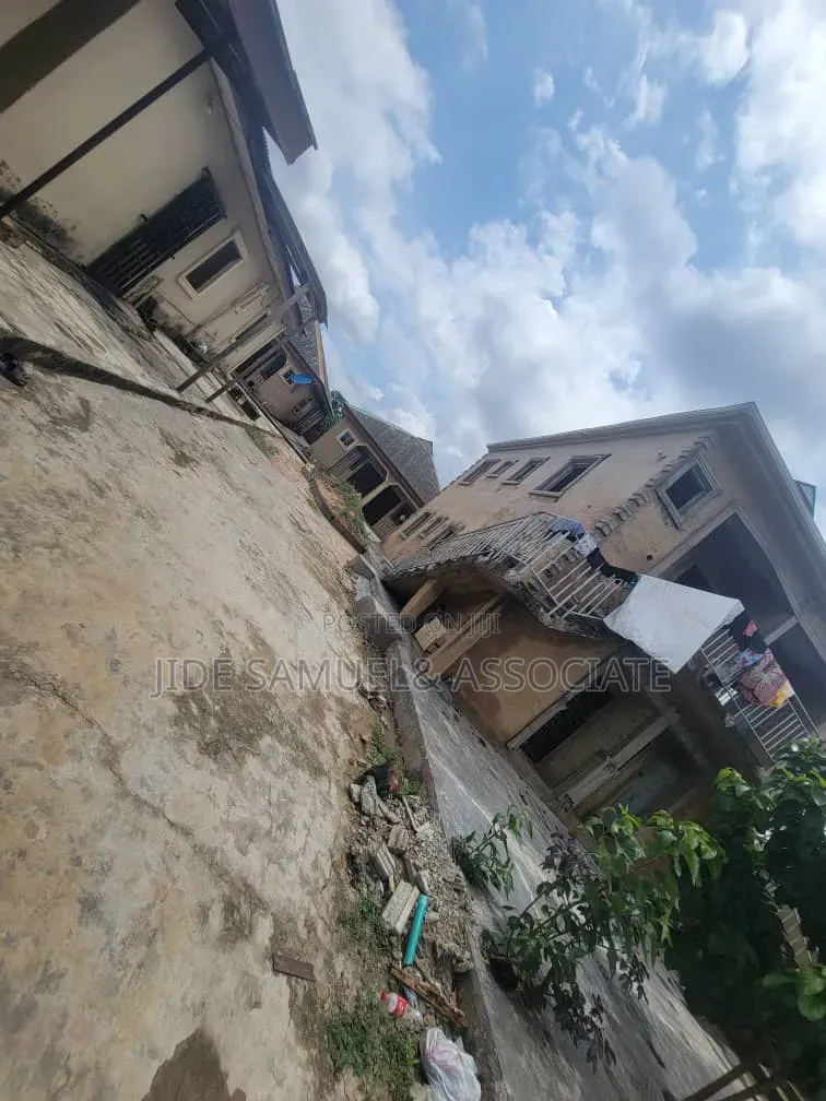 Furnished Mini Flat in Ayobo for rent