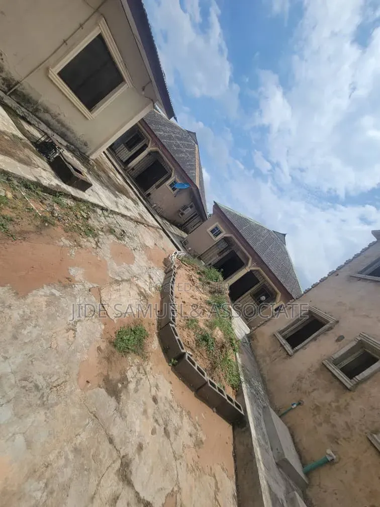Furnished Mini Flat in Ayobo for rent
