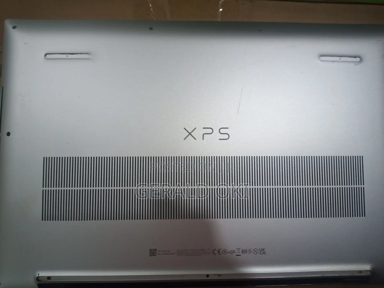Laptop Dell XPS 17 9700 16GB Intel Core i5 SSD 700GB