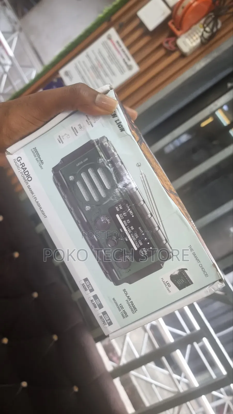 Rugged Green Lion G-Radio