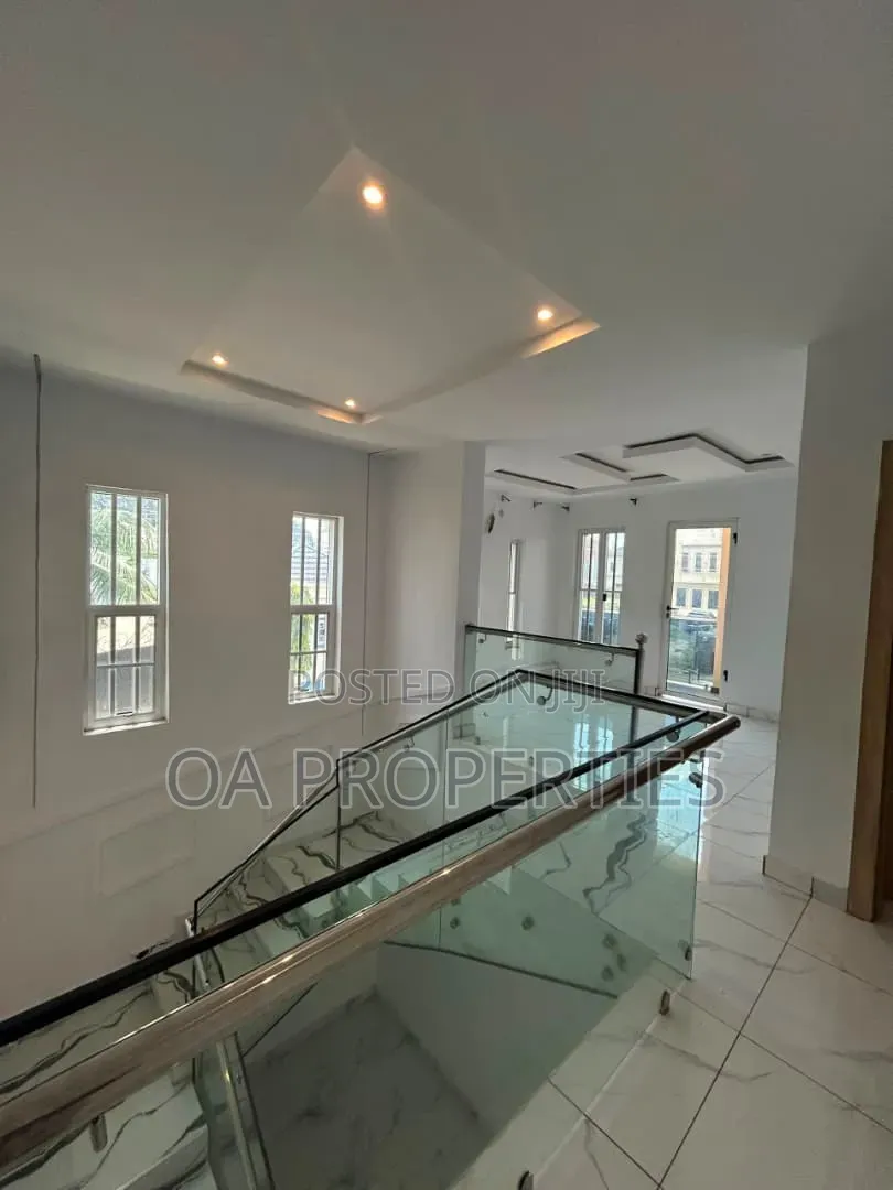 4bdrm Duplex in Carlton Gate Estate, for rent