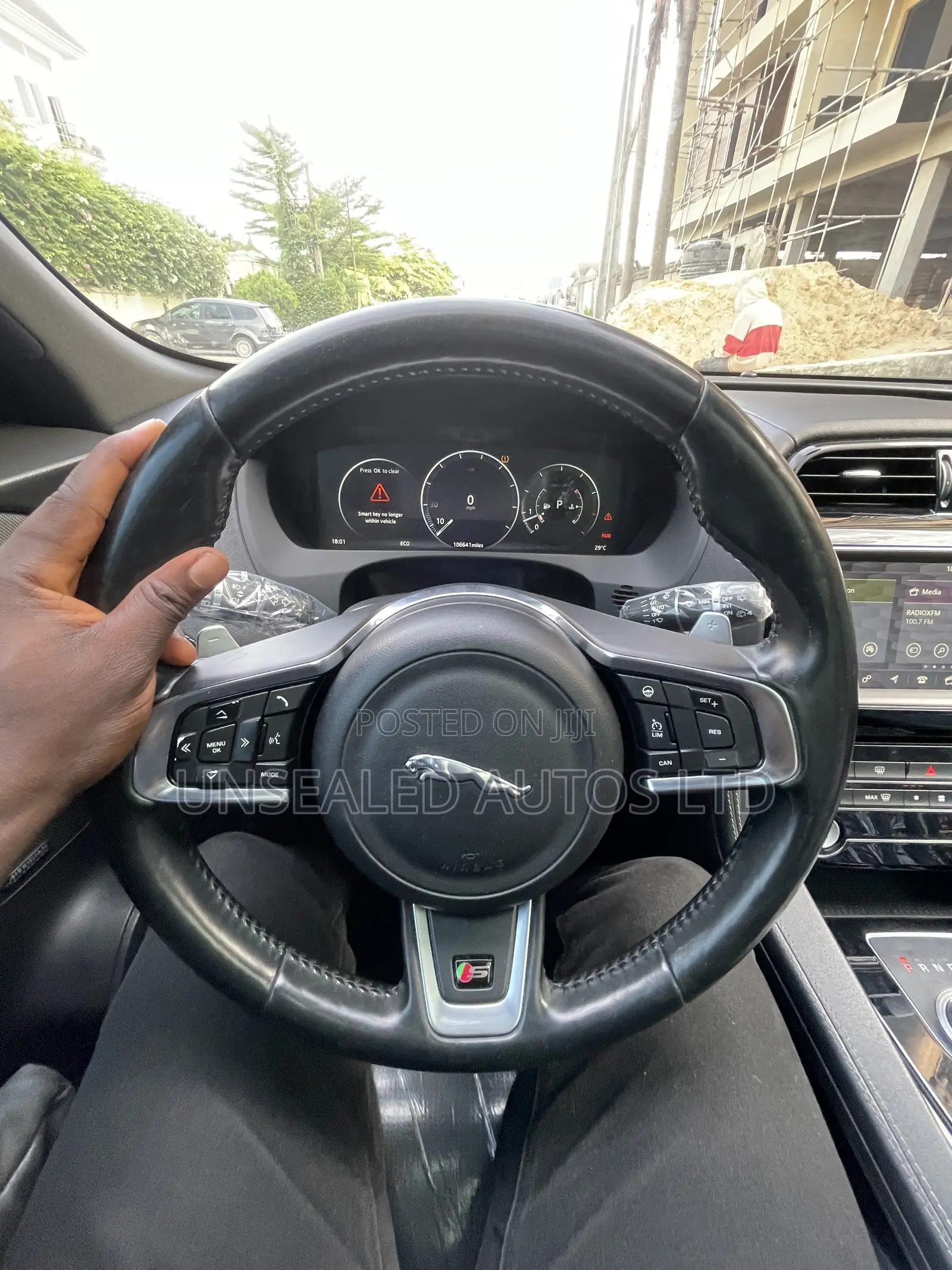 Jaguar F-Pace 2017 Black
