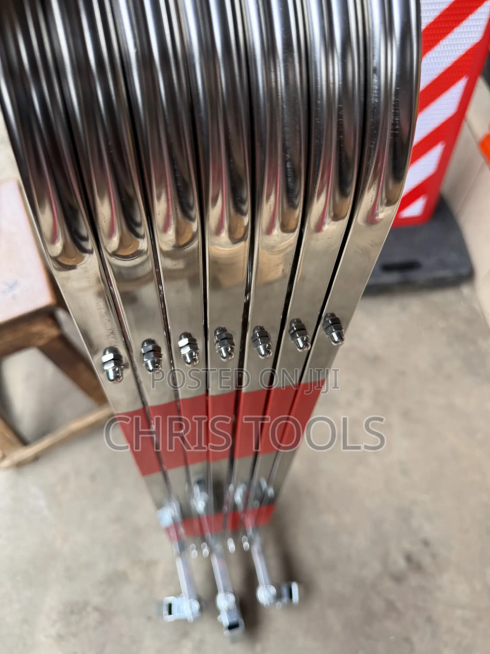 Expandable Stainless Steel Mobile Safety Barricades