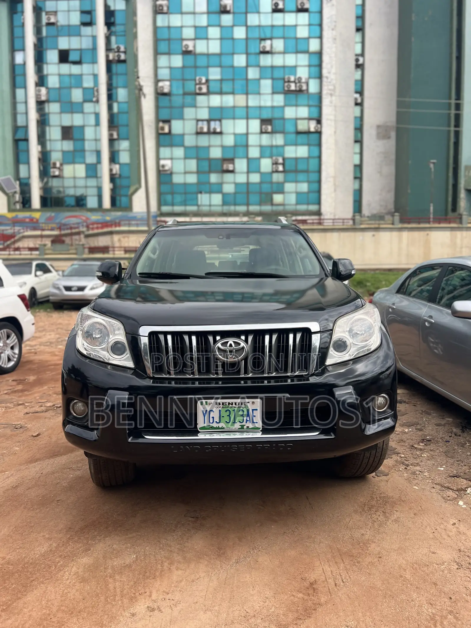 Toyota Land Cruiser Prado 4.0 Petrol TX-L 2012 Black