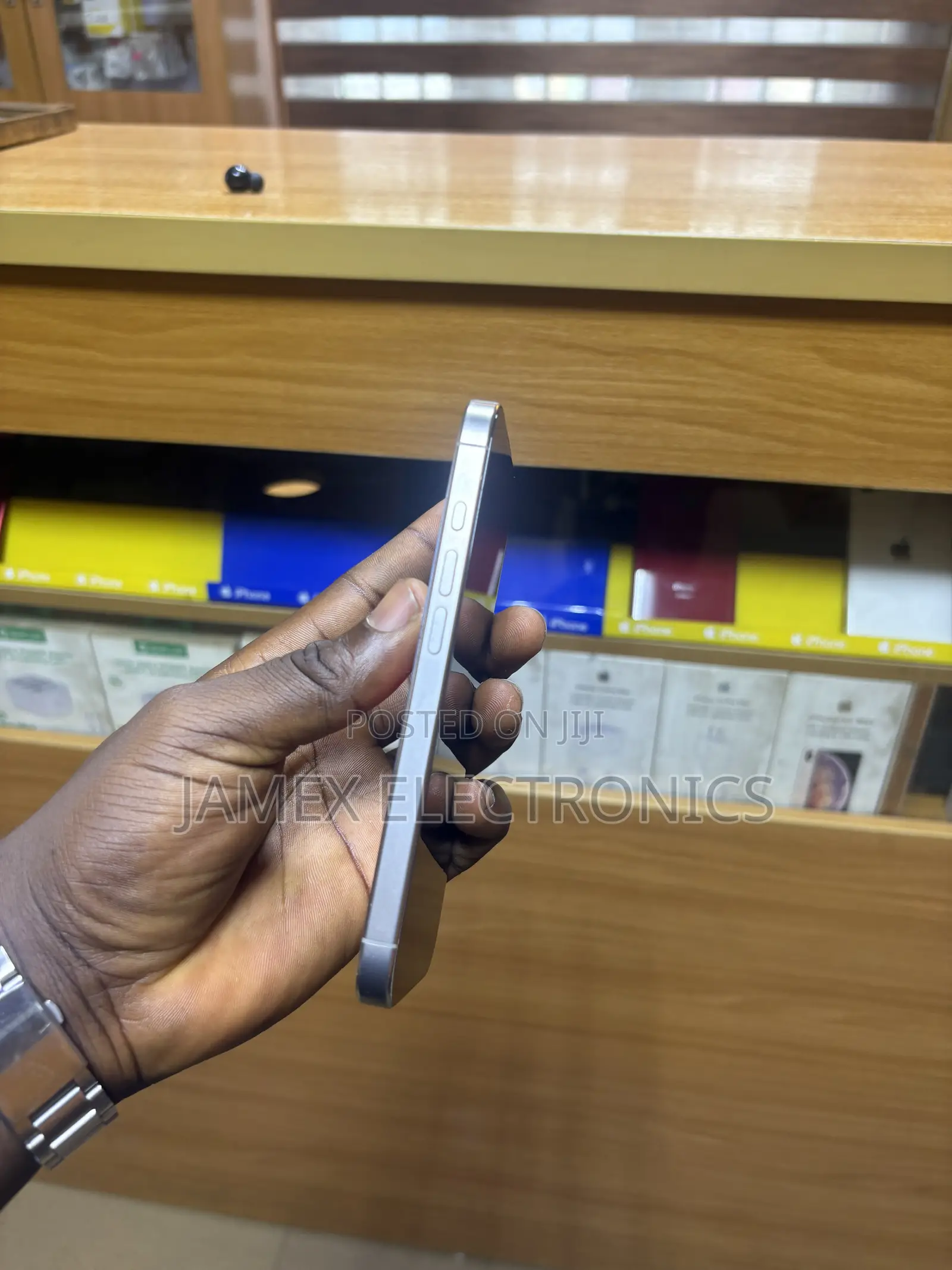 Apple iPhone 16 Pro 128 GB Silver