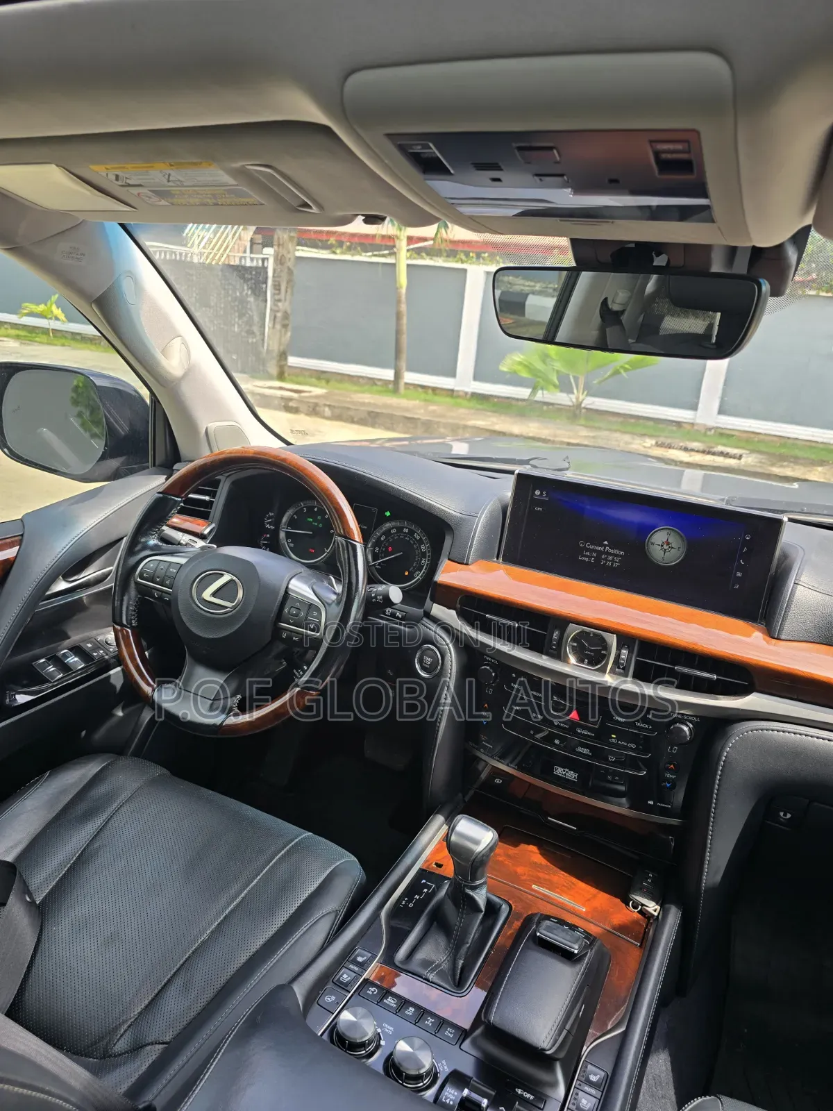 Lexus LX 570 AWD 2016 Gray