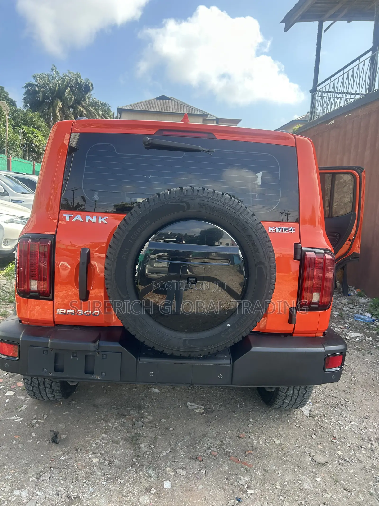 Tank 300 2023 Orange